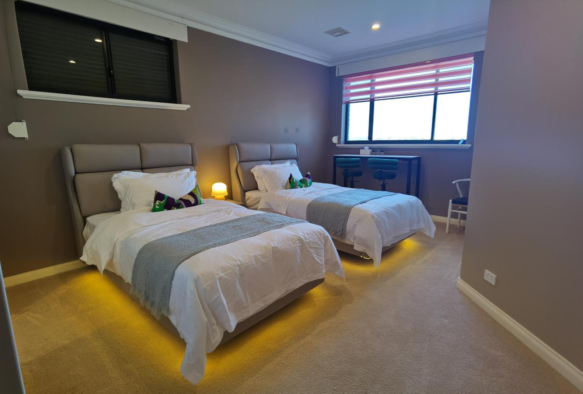 Sunny Ocean View Retreat Apartment Perth Ngoại thất bức ảnh